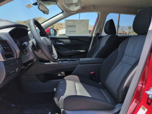New 2026 Nissan Rogue SV FWD image 12