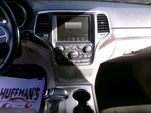 Used 2015 Jeep Grand Cherokee Limited image 14
