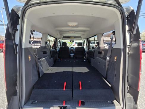 Used 2021 Ford Transit Connect XL image 20