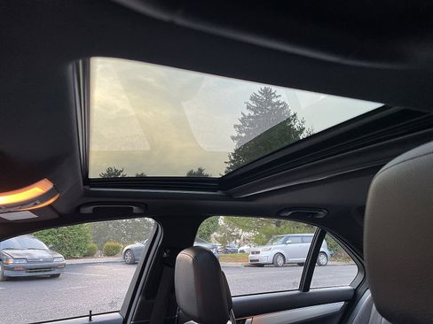 Used 2014 Mercedes-Benz C 300 Sport 4MATIC image 33