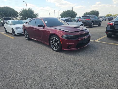 Used 2023 Dodge Charger R/T RWD image 4