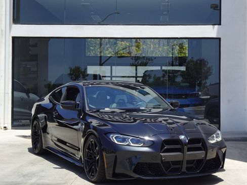 Used 2021 BMW M4 Competition w/ Executive Package RWD image 9