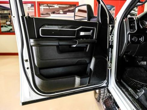 Used 2024 RAM 2500 Big Horn w/ Off Road Package AWD/4WD image 37