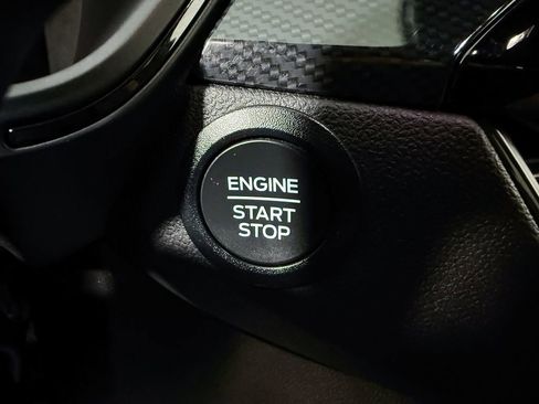 Used 2023 Ford Escape ST-Line image 19