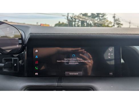 Used 2020 Porsche Taycan 4S image 26