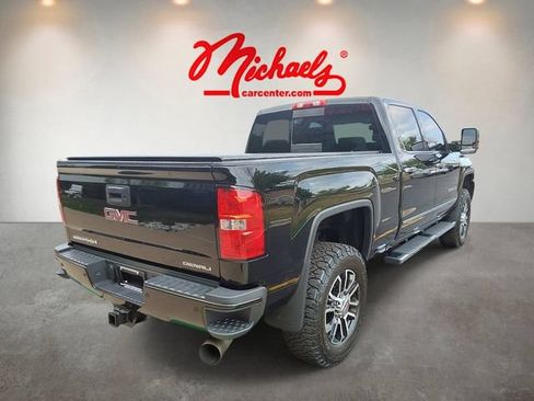 Used 2019 GMC Sierra 2500 Denali AWD/4WD image 5