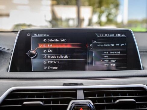 Used 2017 BMW 740i RWD image 20