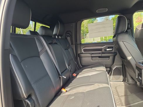 New 2026 RAM 2500 Laramie w/ Night Edition image 29