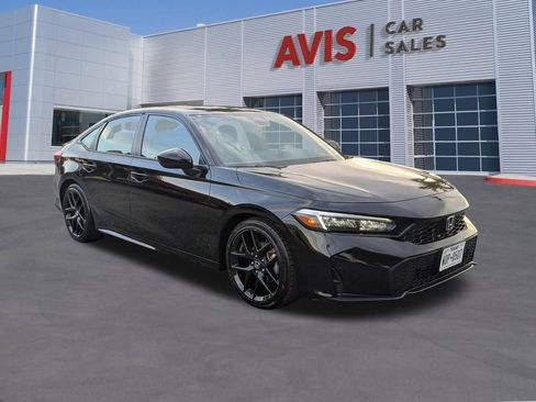 Used 2025 Honda Civic Sport image 3