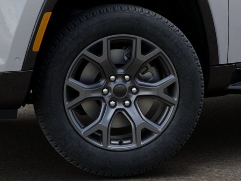 New 2026 Jeep Grand Wagoneer L Limited image 13