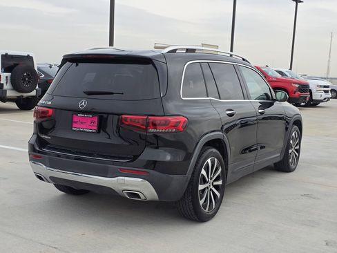 Used 2021 Mercedes-Benz GLB 250 image 6