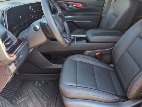 Certified 2025 Chevrolet Traverse Z71 AWD/4WD image 19