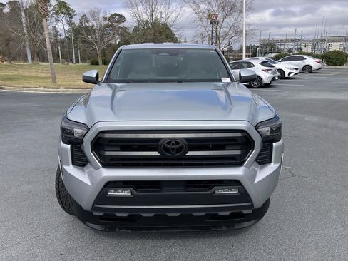 Used 2024 Toyota Tacoma SR5 image 8
