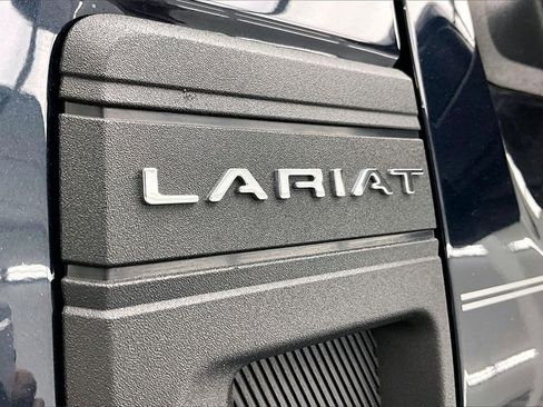 Used 2022 Ford Maverick Lariat w/ Lariat Luxury Package image 8