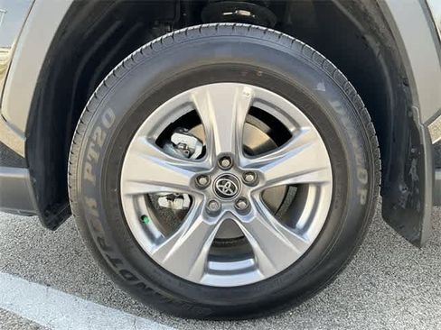 Used 2025 Toyota RAV4 XLE w/ Convenience Package image 12