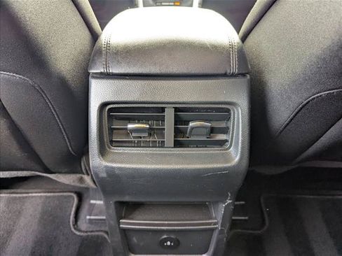 Used 2023 Ford Edge SE AWD/4WD image 15