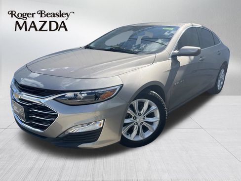Used 2024 Chevrolet Malibu LT FWD image 1