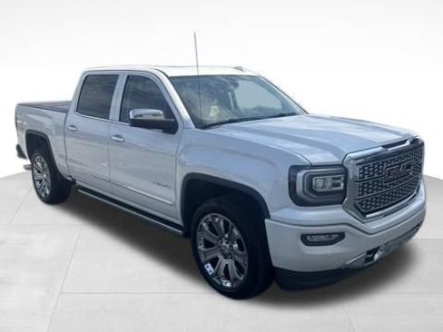 Used 2018 GMC Sierra 1500 Denali w/ Denali Ultimate Package AWD/4WD image 2