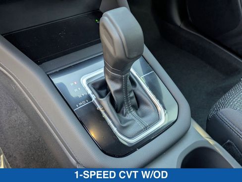 Certified 2025 Subaru Forester Premium image 27