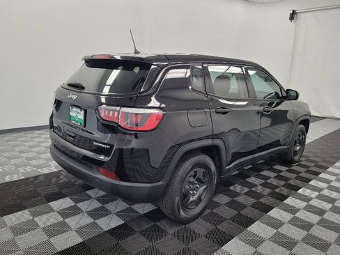 Used 2018 Jeep Compass Sport FWD image 9