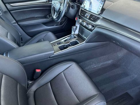Used 2019 Honda Accord Sport image 15