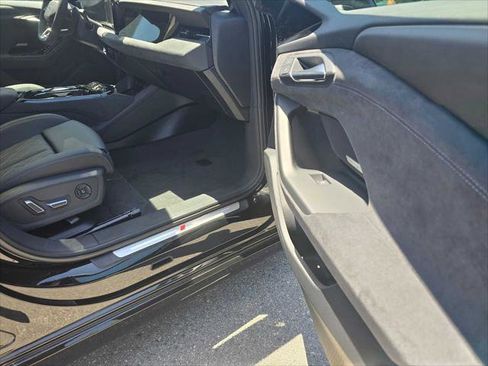 New 2025 Audi S6 e-tron Premium Plus image 10