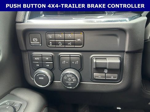 Used 2025 Chevrolet Tahoe RST w/ Comfort Package AWD/4WD image 16