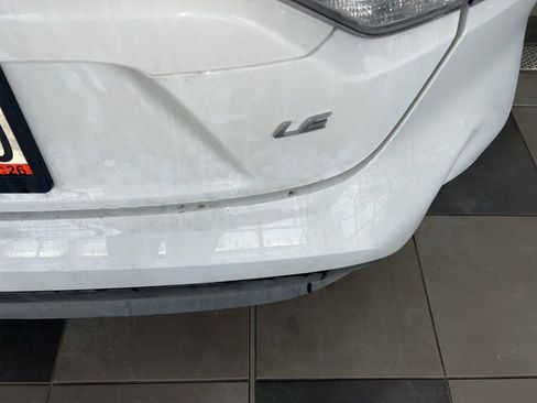 Used 2024 Toyota Corolla LE image 5