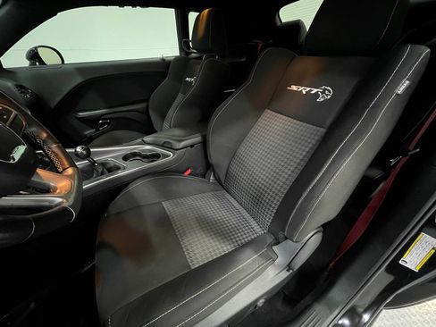 Used 2020 Dodge Challenger SRT Hellcat RWD image 12