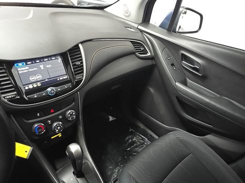 Used 2018 Chevrolet Trax LT w/ LPO, Protection Package image 25