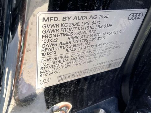 Used 2026 Audi Q8 Premium Plus AWD/4WD image 34
