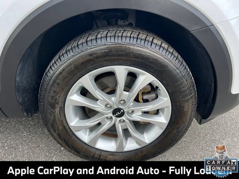 Used 2022 Kia Telluride LX AWD/4WD image 12