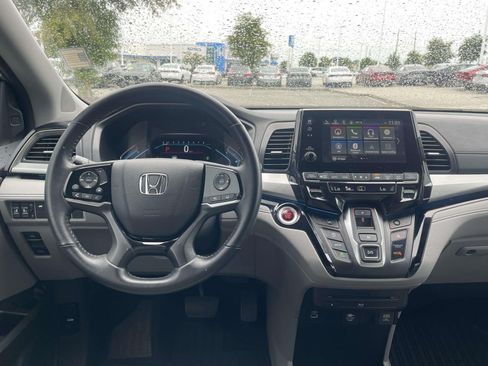 Used 2023 Honda Odyssey Touring image 15