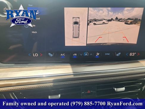 Used 2025 Chevrolet Suburban Z71 w/ Comfort Package AWD/4WD image 13