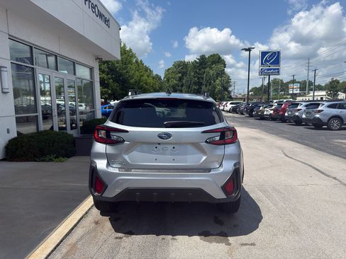 Used 2025 Subaru Crosstrek 2.5i Limited AWD/4WD image 4