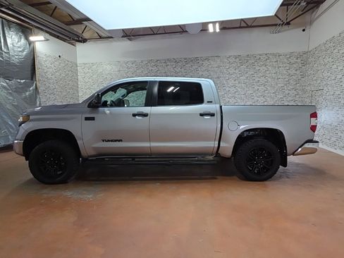 Used 2020 Toyota Tundra SR5 w/ SR5 Upgrade Package image 4