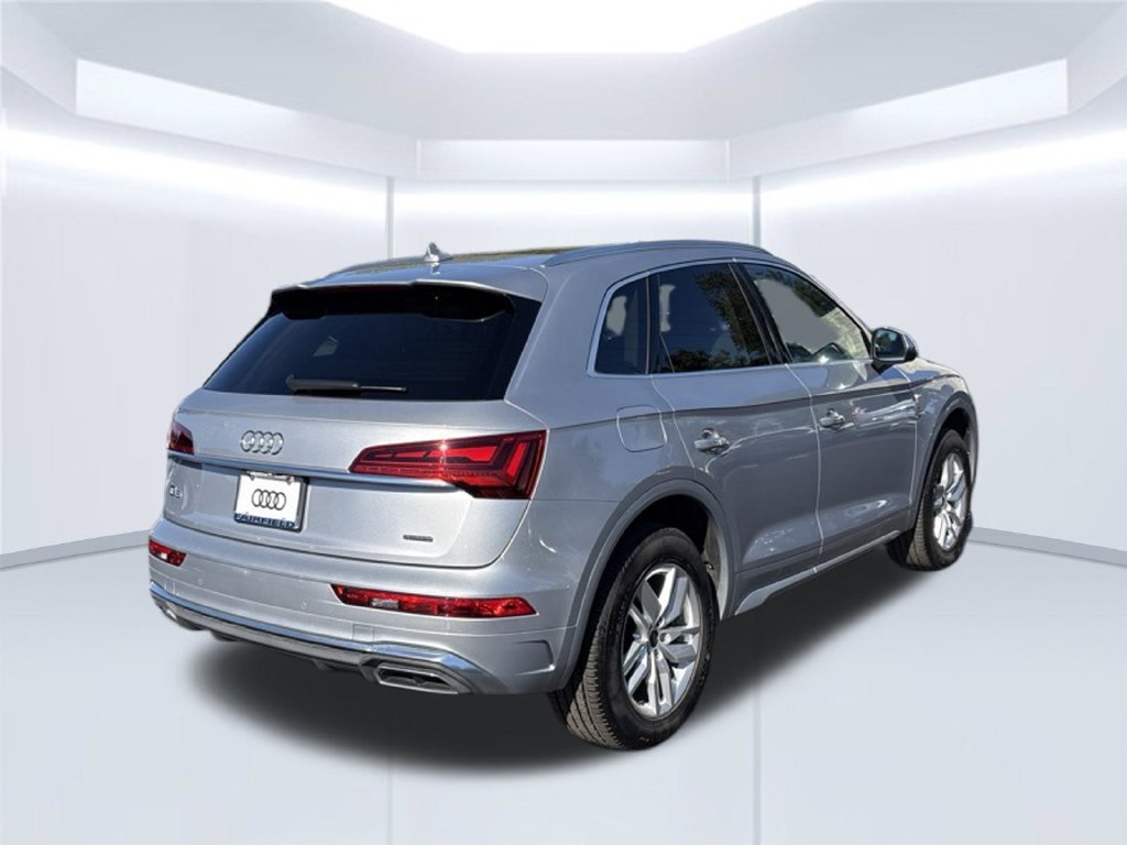 Used 2024 Audi Q5 2.0T Premium w/ Convenience Package AWD/4WD image 8