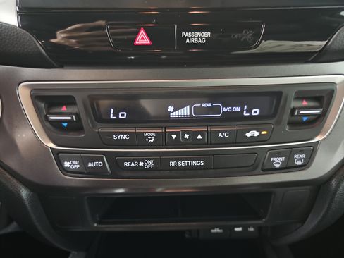 Used 2020 Honda Ridgeline Sport image 31