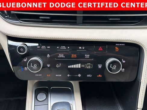 Used 2025 INFINITI QX60 Luxe w/ Vision Package FWD image 20