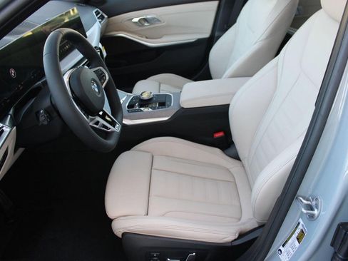 New 2026 BMW 330i Sedan w/ M Sport Package RWD image 5