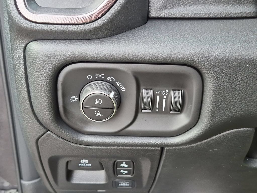New 2027 RAM 1500 Rebel w/ G/T Package AWD/4WD image 18