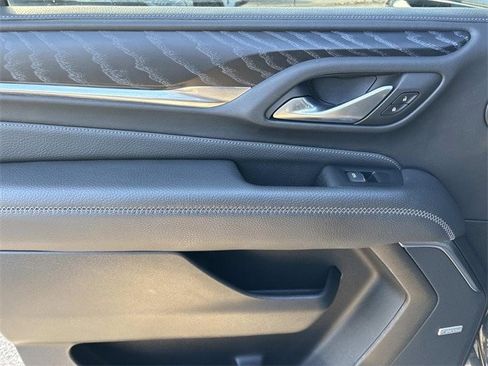 Used 2022 GMC Yukon XL Denali w/ Max Trailering Package image 19