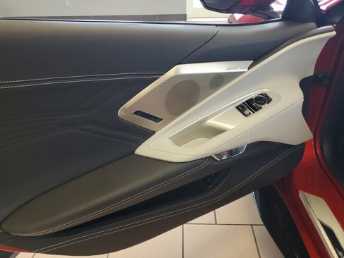 Used 2023 Chevrolet Corvette Z06 image 10