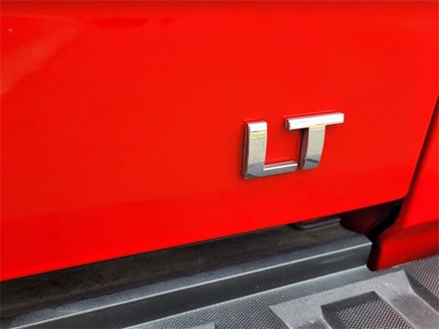 Used 2018 Chevrolet Silverado 1500 LT w/ All Star Edition image 11