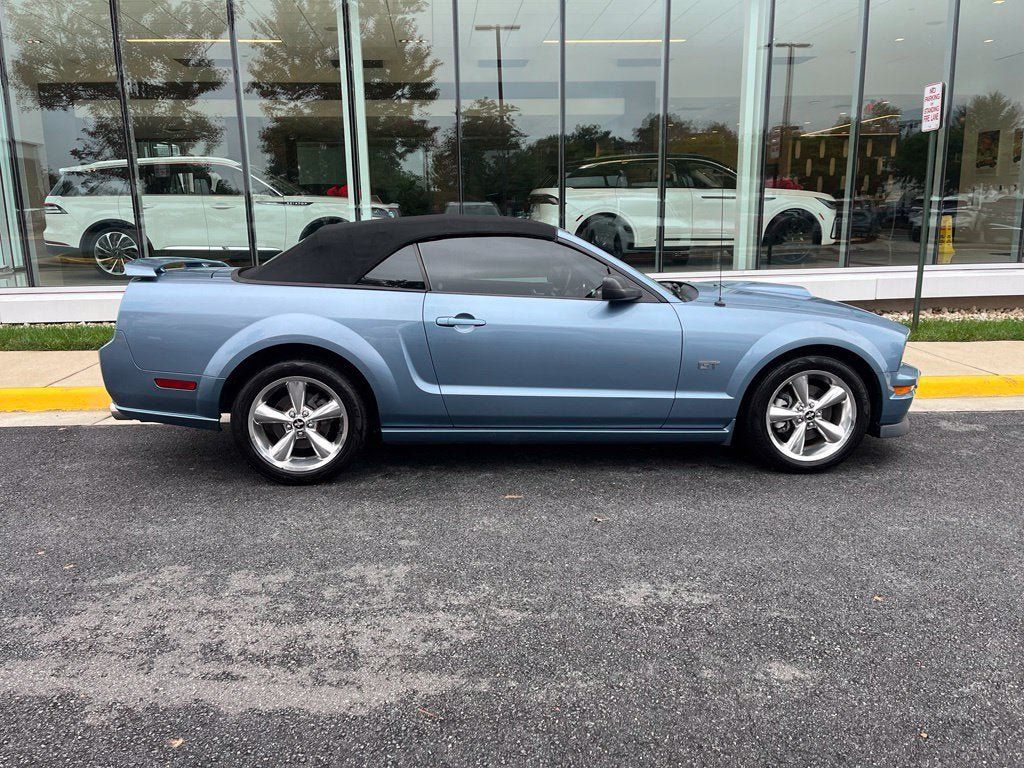 Used 2006 Ford Mustang GT Premium RWD image 8
