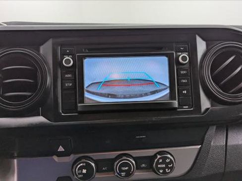 Used 2019 Toyota Tacoma SR image 22