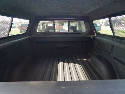 Used 2018 Chevrolet Silverado 1500 High Country image 10