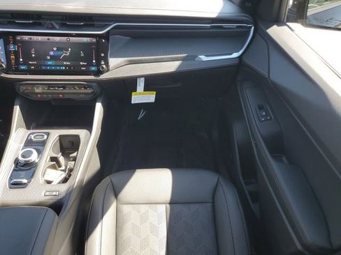 New 2026 Jeep Cherokee Overland image 20