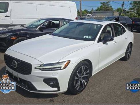 Used 2023 Volvo S60 B5 Plus AWD/4WD image 1