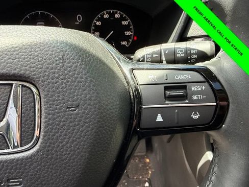 Used 2024 Honda CR-V EX-L image 30